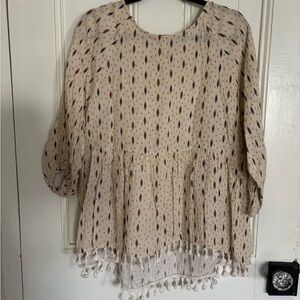 Anthropologie- Patterned Cream Women's Blouse